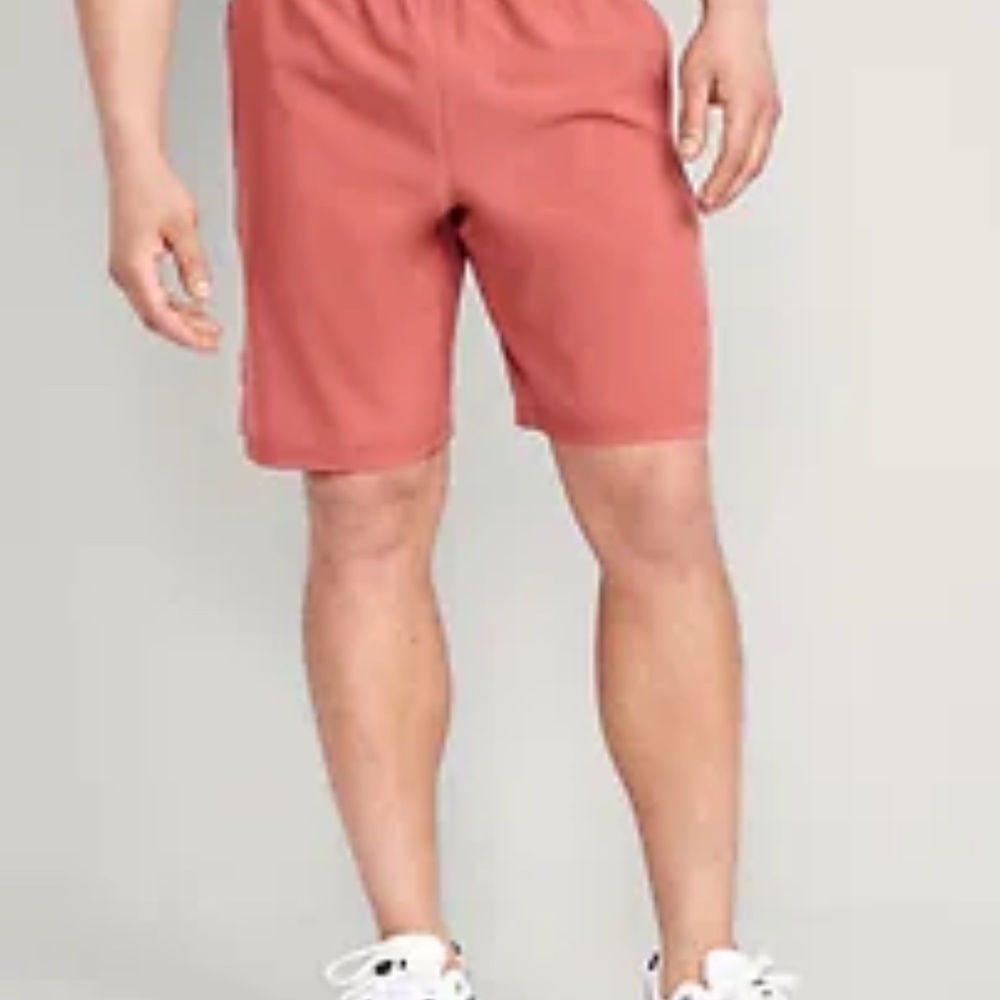 Brand new Old Navy L/XL Spice Essential Woven Gender Neutral Workout Shor…